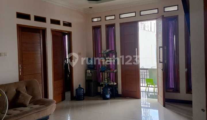 Dijual Rumah Meruya Utara  2