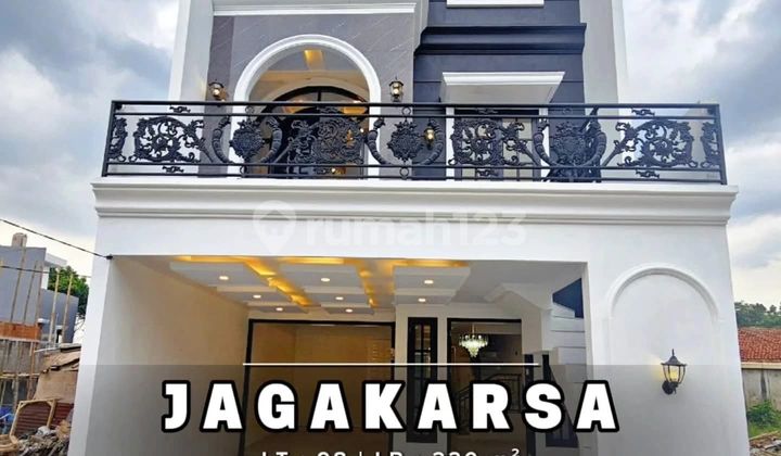 Dijual Rumah Tipe American Classic 3 Lantai Jagakarsa, Jakarta Selatan 