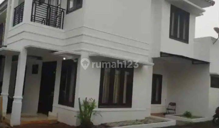 Rumah Dalam Town House Di Ragunan Pasar Minggu Jakarta Selatan
 2