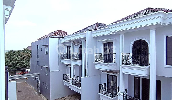 For Sale Brand New Townhouse European Classic Jagakarsa Jaksel  2