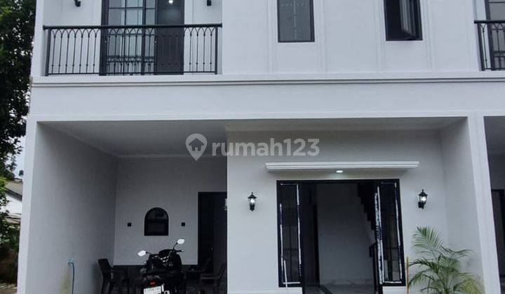 Dijual Rumah Baru  American Classic Di Jagakarsa Jakarta Selatan
 1