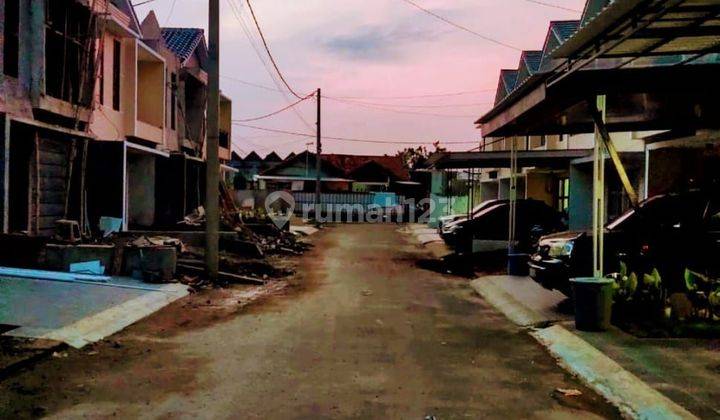 Dijual Rumah Siap Huni Di Dalam Cluster Di Pamulang 2 Tangerang Selatan
 2