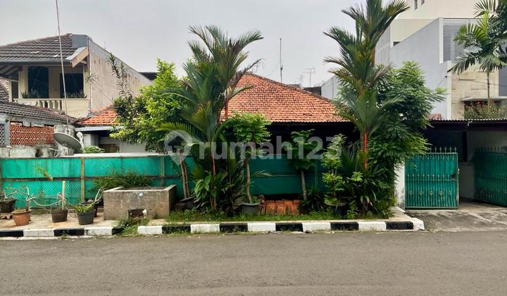 Dijual Rumah Lama Dalam Komplek Di Kalibata Psr Minggu , Jaksel