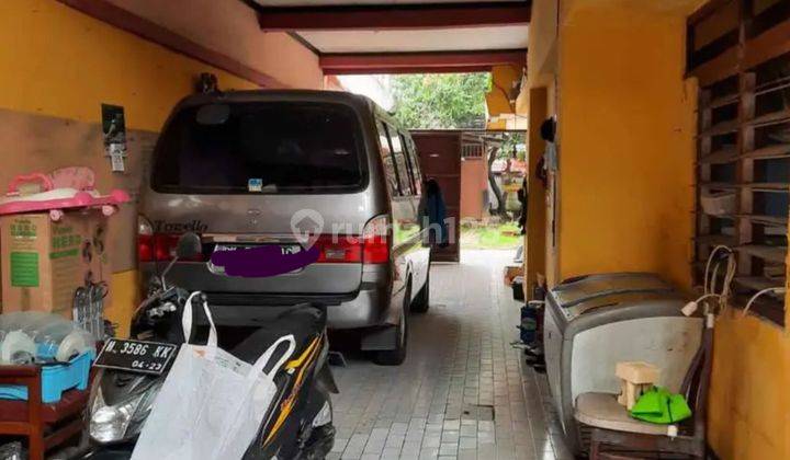 Dijual Rumah Hitung Tanah di Komplek Pancoran Jakarta Selatan
 2