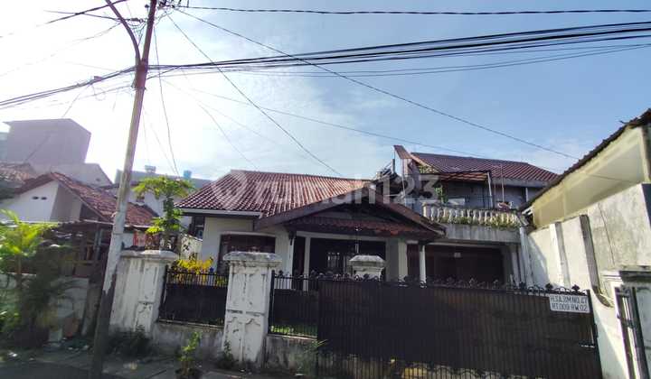 Dijual Rumah Bangunan Lama Di Radio Dalam Kebayoran Baru, Jakarta Selatan