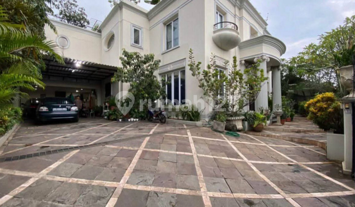 Dijual Cepat! Rumah Mewah Desain Klasik – Lokasi Premium Jagakarsa, Dekat Ragunan 