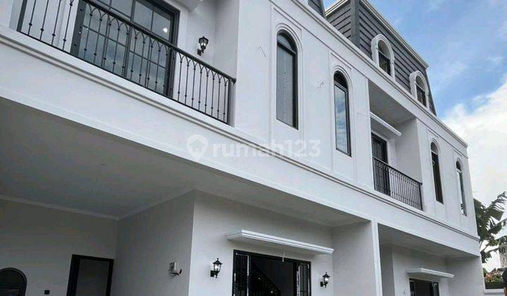 Dijual Rumah Baru  American Classic Di Jagakarsa Jakarta Selatan
 1