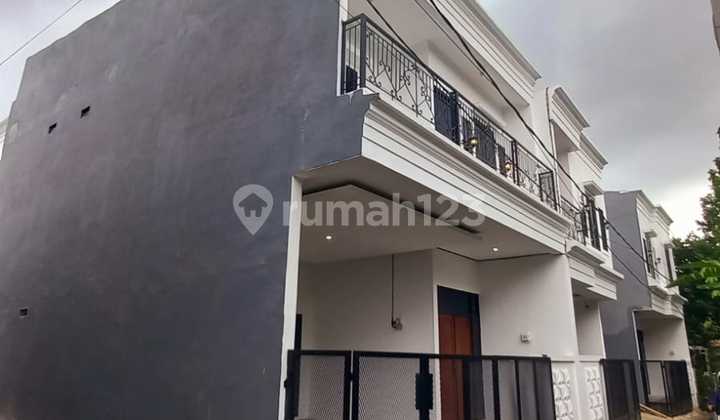 Rumah Minimalis 2 Lantai di Jagakarsa Jaksel di Srengseng Sawah