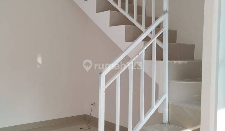 Di  rumah mewah dan modern di cempaka putih barat jakarta pusat 2