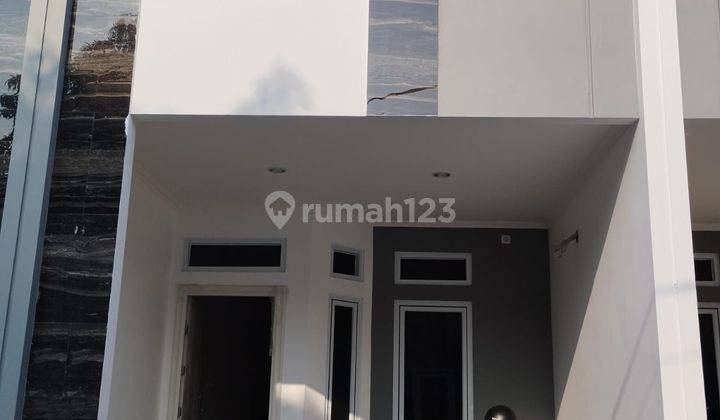 Dijual rumah cantik dan modern di pusat kota jalan pemuda jakarta timur 1