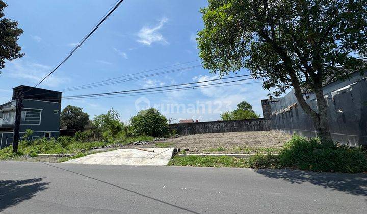 Tanah Tepi Jalan Aspal Dekat Bandara Jogjakarta 1