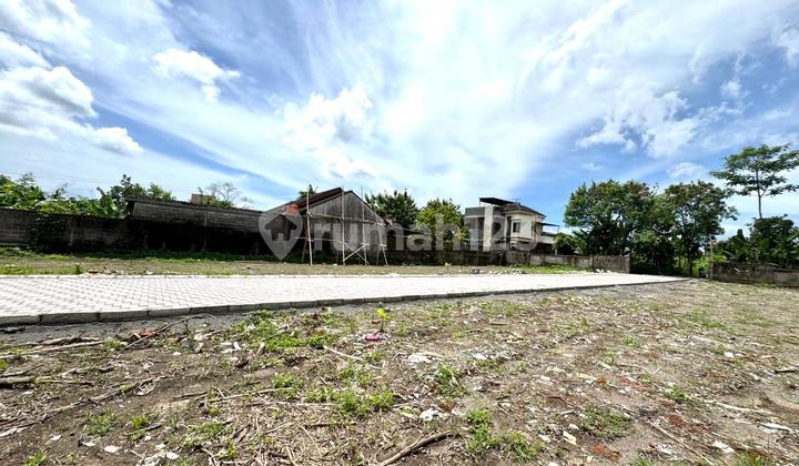 Depan Resto Tengkleng Gajah Kaliurang Sleman, Siap Bangun