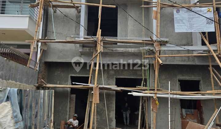 Rumah Dijual Kavling DKI Meruya Selatan Lokasi Strategis 125m2 2