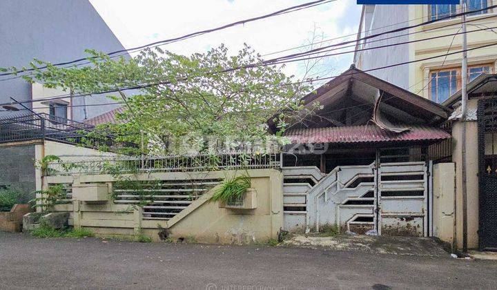 Rumah Hitung Tanah Lokasi Strategis di Taman Ratu, Jakarta Barat 1