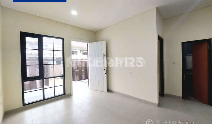 Rumah Dijual Brand New Sunrise Garden Minimalis - LT 105m2 2