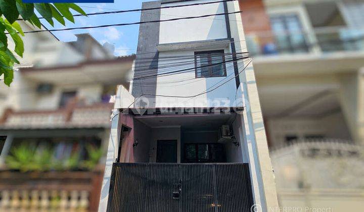 Rumah Dijual Duri Kepa Siap Huni Dekat Green Ville - LT 56m2 1