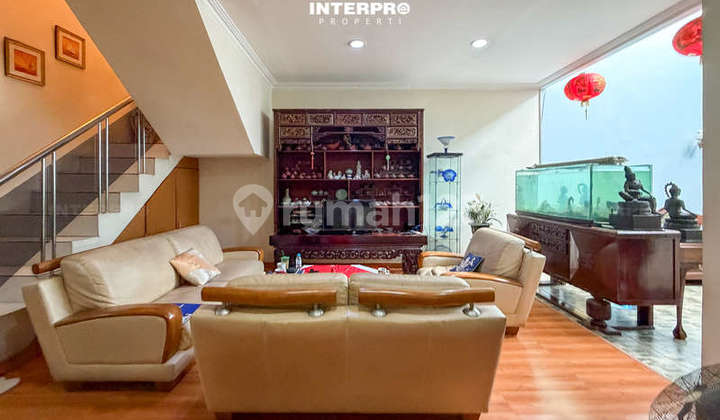 Rumah Siap Huni Dijual di Sunrise Garden Hadap Utara - LT 187M2 2