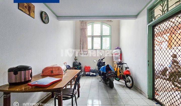 Rumah Dijual 2,5 Lantai Duri Kepa Lt 120m2 Akses Jalan Lebar 2