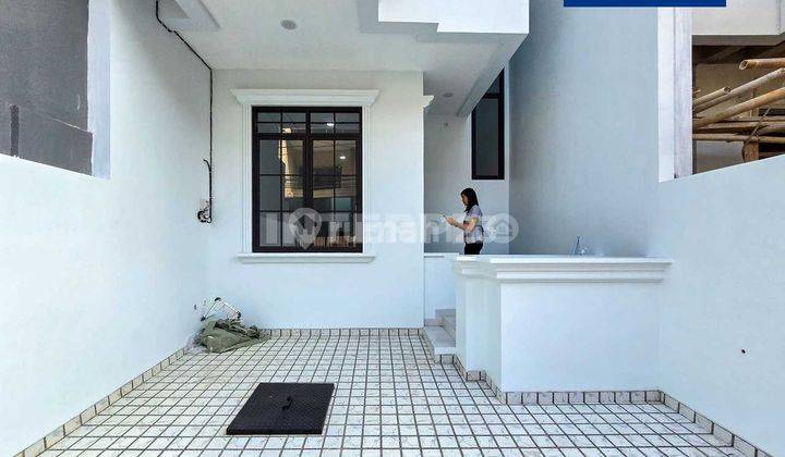 Rumah Dijual Minimalis Modern 3 Lantai Taman Ratu Lt 90m2 2