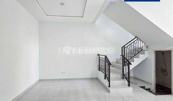 Rumah Dijual Minimalis Modern 3 Lantai Taman Ratu Lt 90m2 2