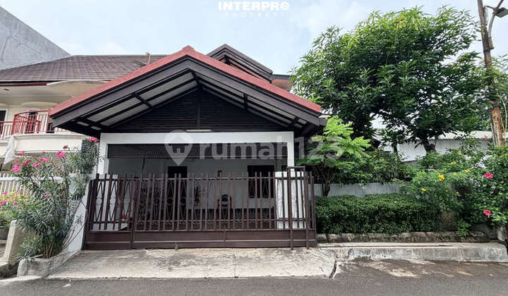 Rumah Hitung Tanah Dijual Puri Indah Hadap Barat - Luas 150M2