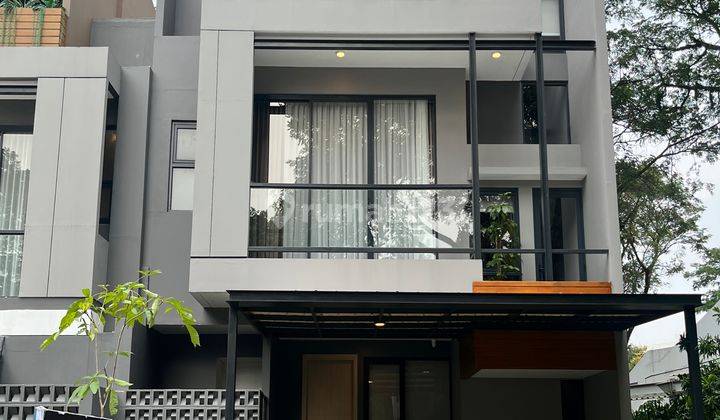 Rumah Adora Terravia di BSD City 3 lantai konsep modern tropis 1