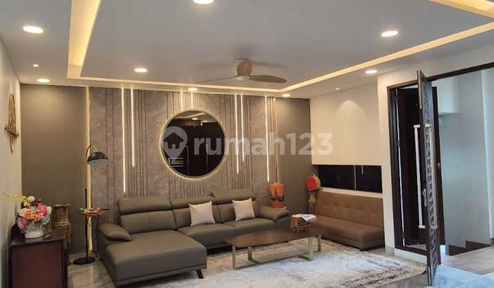 Rumah Nuansa Villa Taman Giri Loka Furnish Bsd