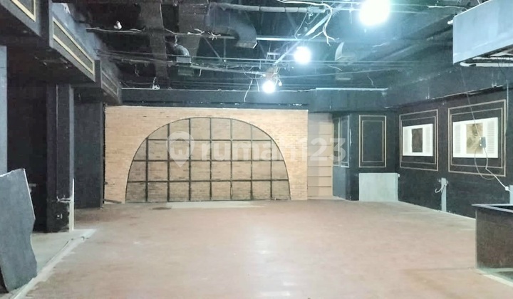 For sale/rent Kemang Raya Building ex BAR by Main Road