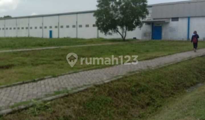 Gudang ex pabrik jl.raya serang km 71 cikande