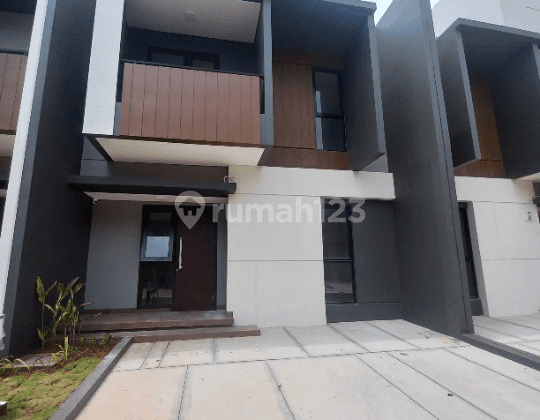 Rumah Kontrakan Bagus Siap Huni Unfurnished Cluster Regia Summarecon Crown Gading (EC0301R) 1