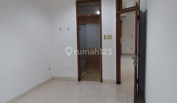 Rumah Kontrakan Unfurnished Kelapa Gading, Jakarta Utara (BH0902R) 2