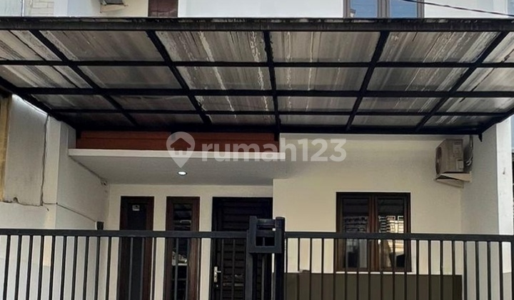 Semi Furnished House For Sale In Kelapa Gading (EJ0801S)