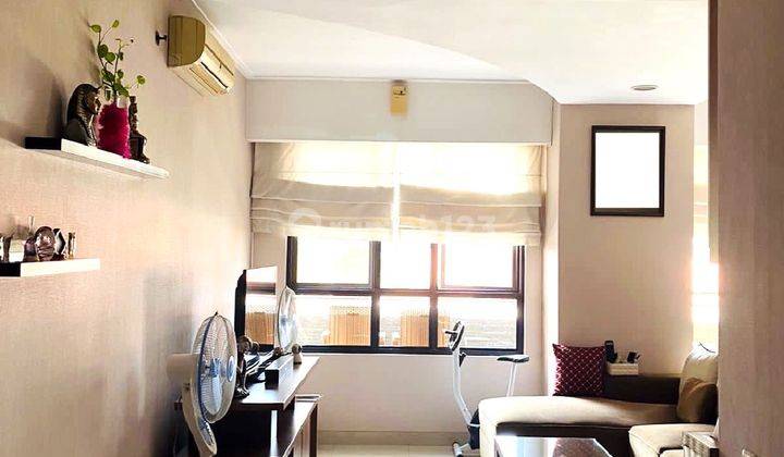 Apartment 3 BR Paladian Park Bagus Furnished 2