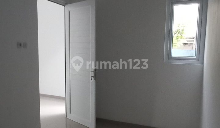 Rumah 2 Lantai di Kelapa Gading  2