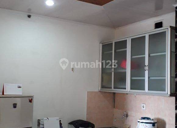 Apartemen Medit Gajah Mada Lantai Rendah 1