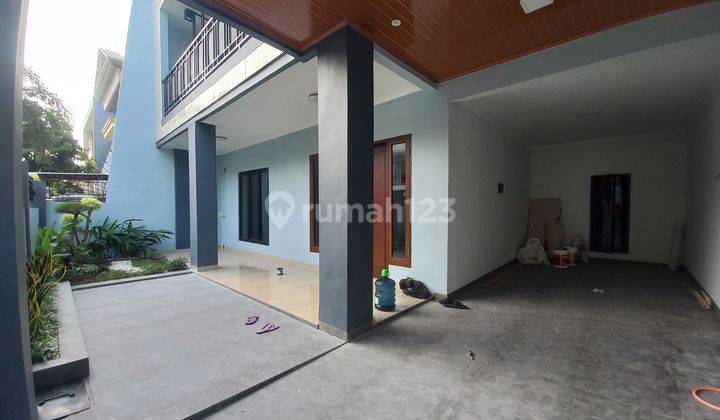 Rumah Bagus Semi Furnished SHM di Kelapa Gading, Jakarta Utara de1703s  2