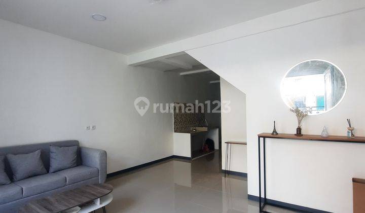 Rumah 2 Lantai Bagus Semi Furnished SHM di Kelapa Gading, Jakarta Utara 2