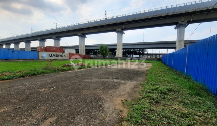 Gudang Outdoor disewakan Rest Area Tol Jakarta Cikampek, Tambun Selatan, Jawa Barat (EE1301R) 1