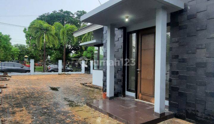 Rumah Luas, Baru Renovasi, Siap Huni 1