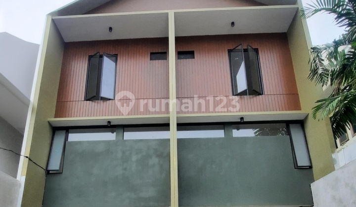 3-Story House in Kelapa Gading