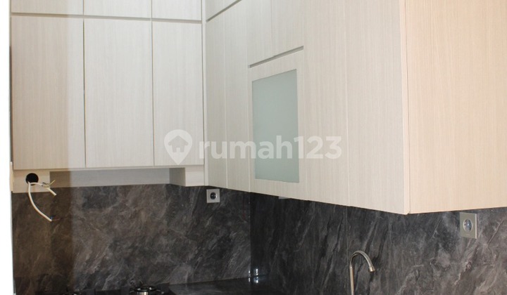 Rumah Bagus Minimalis 2 Lantai Di Pasar Rebo 2