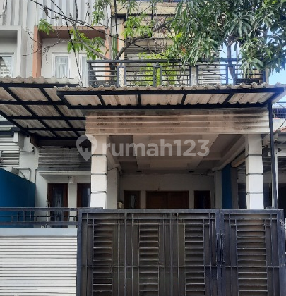 2-Story Move-In Ready House for Sale in Gading Griya Lestari EB2501S