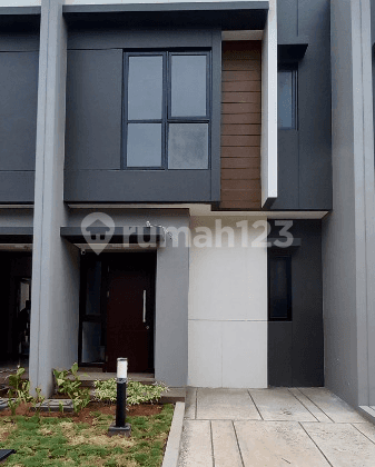 Rumah Kontrakan Bagus Siap Huni, Cluster Regia Summarecon Crown Gading (EC1504R) 1