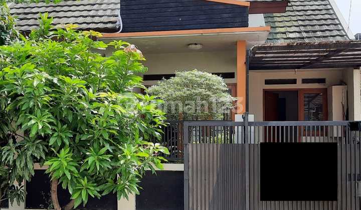 Quick Sale of Spacious House in Kelapa Gading Quick Sale of Spacious House in Kelapa Gading