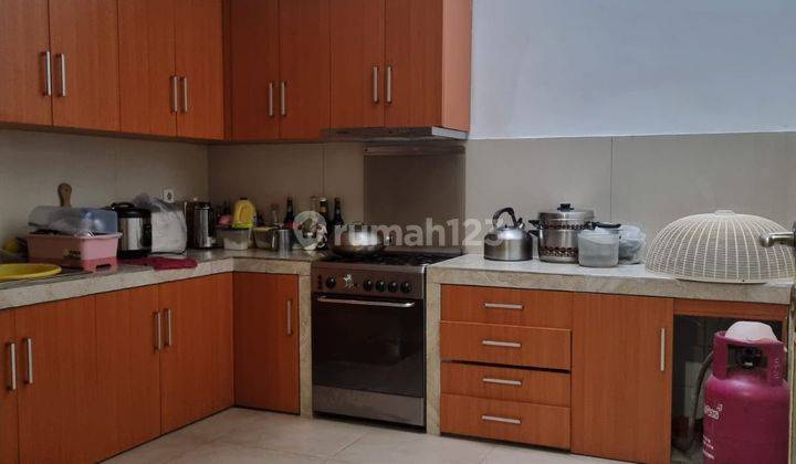 Dijual Rumah 2 Lantai Di Sutera Victoria  2