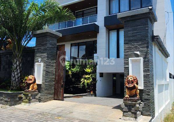 Dijual Villa Mewah View Sawah Hijau Dengan Konsep Minimalis Modern di Tukad Badung, Dekat Renon Dan Sanur, Denpasar. 2