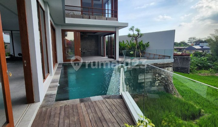 For Sale Villa in Canggu Batu Mejan Area Near Beach Premium Location