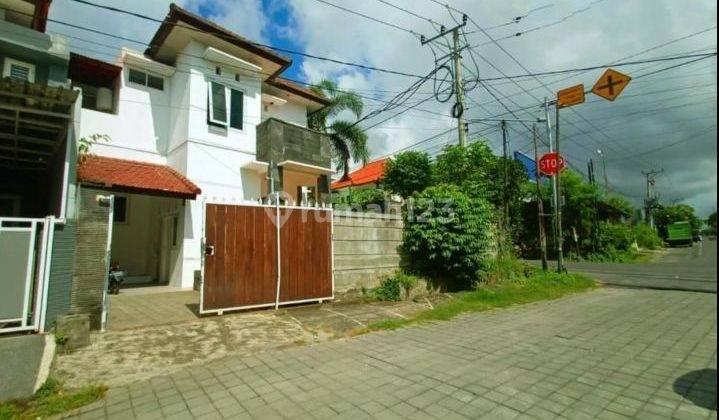 UPDATE

DIJUAL RUMAH HOOK LOKASI STRATEGIS KEROBOKAN,  HARGA MASIH JAMAN PANDEMI,BISA NEGO 1