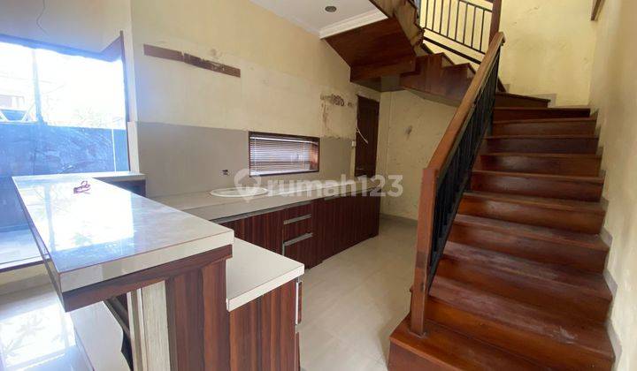 House For Sale!!

Modern Minimalist Concept House on Jalan Gatot Subroto Tonja, Denpasar 2