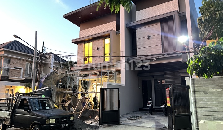 Manyar Jaya Central Surabaya House 2